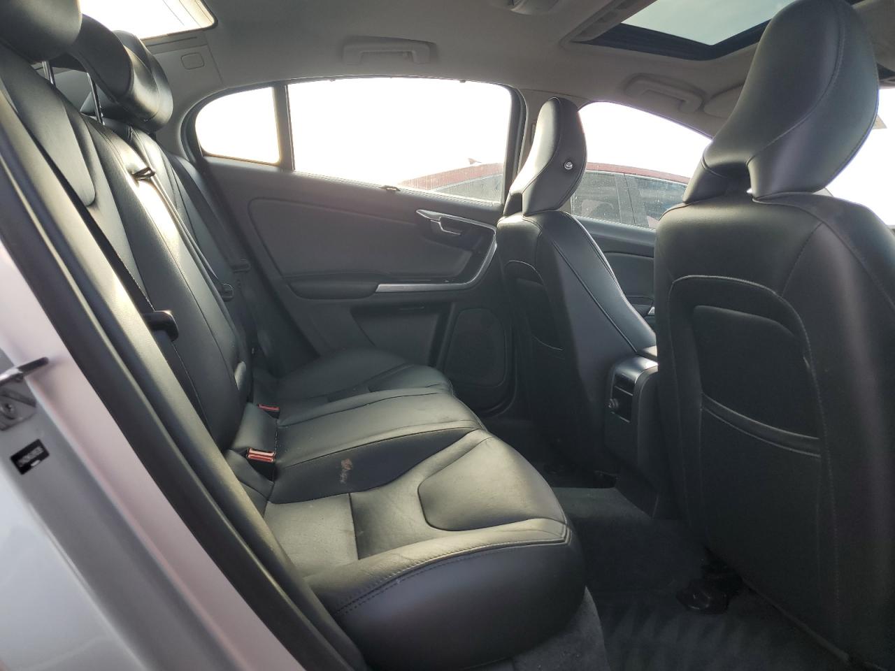 2018 Volvo S60 VIN LYV402HK6JB165395 Copart auction photo, front end / side damage thumbnail 10