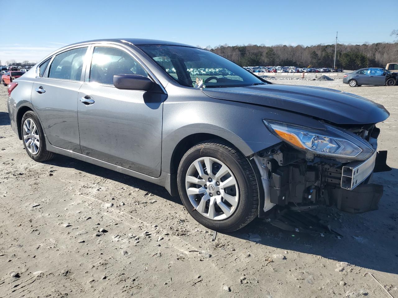 2017 Nissan Altima VIN 1N4AL3AP5HN330049 Copart auction photo, front end damage thumbnail 4