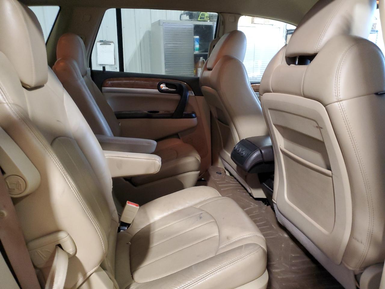 2010 Buick Enclave VIN 5GALRBED7AJ135225 Copart auction photo, side / front end damage thumbnail 11