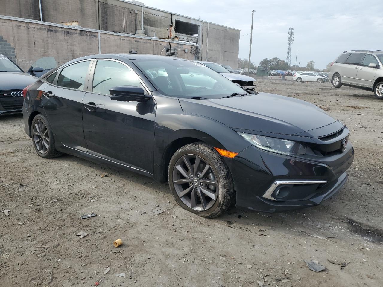 2020 Honda Civic VIN 19XFC1F32LE217683 Copart auction photo, minor dent/scratches damage thumbnail 4