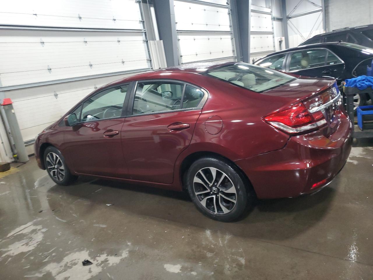 2015 Honda Civic VIN 19XFB2F82FE090832 Copart auction photo, front end / rear end damage thumbnail 2