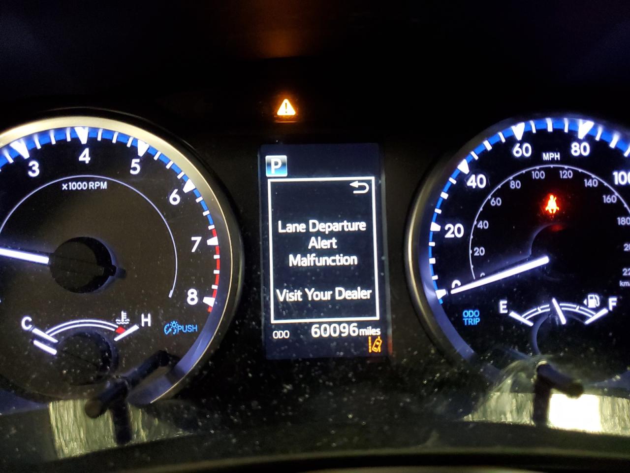 2019 Toyota Highlander VIN 5TDBZRFH4KS738917 Copart auction photo, front end damage thumbnail 9