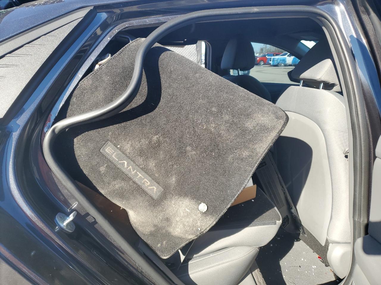 2022 Hyundai Elantra VIN 5NPLM4AG9NH078081 Copart auction photo, rear end / side damage thumbnail 6