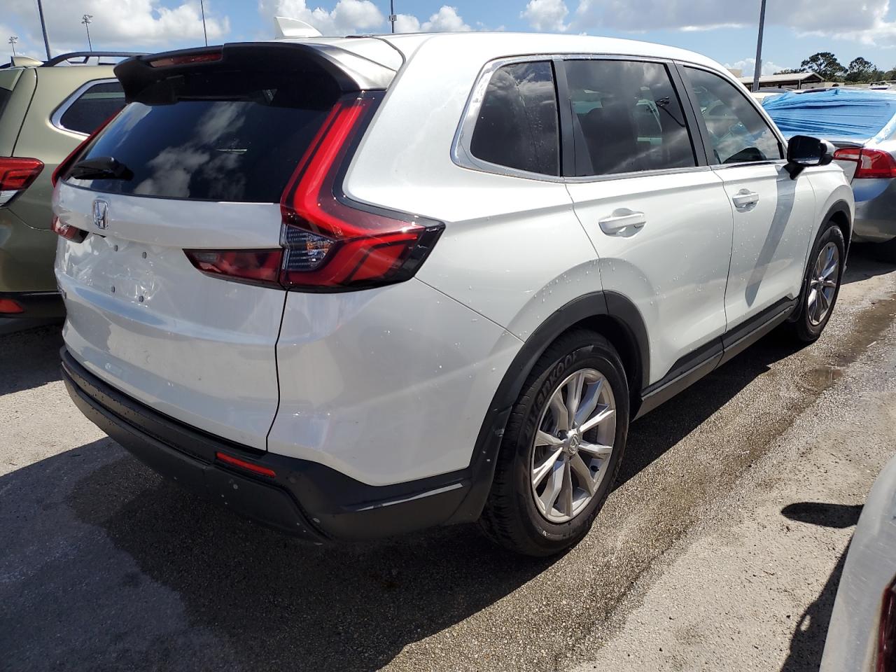 2024 Honda CR-V VIN 7FARS3H70RE003049 Copart auction photo, water/flood damage thumbnail 3