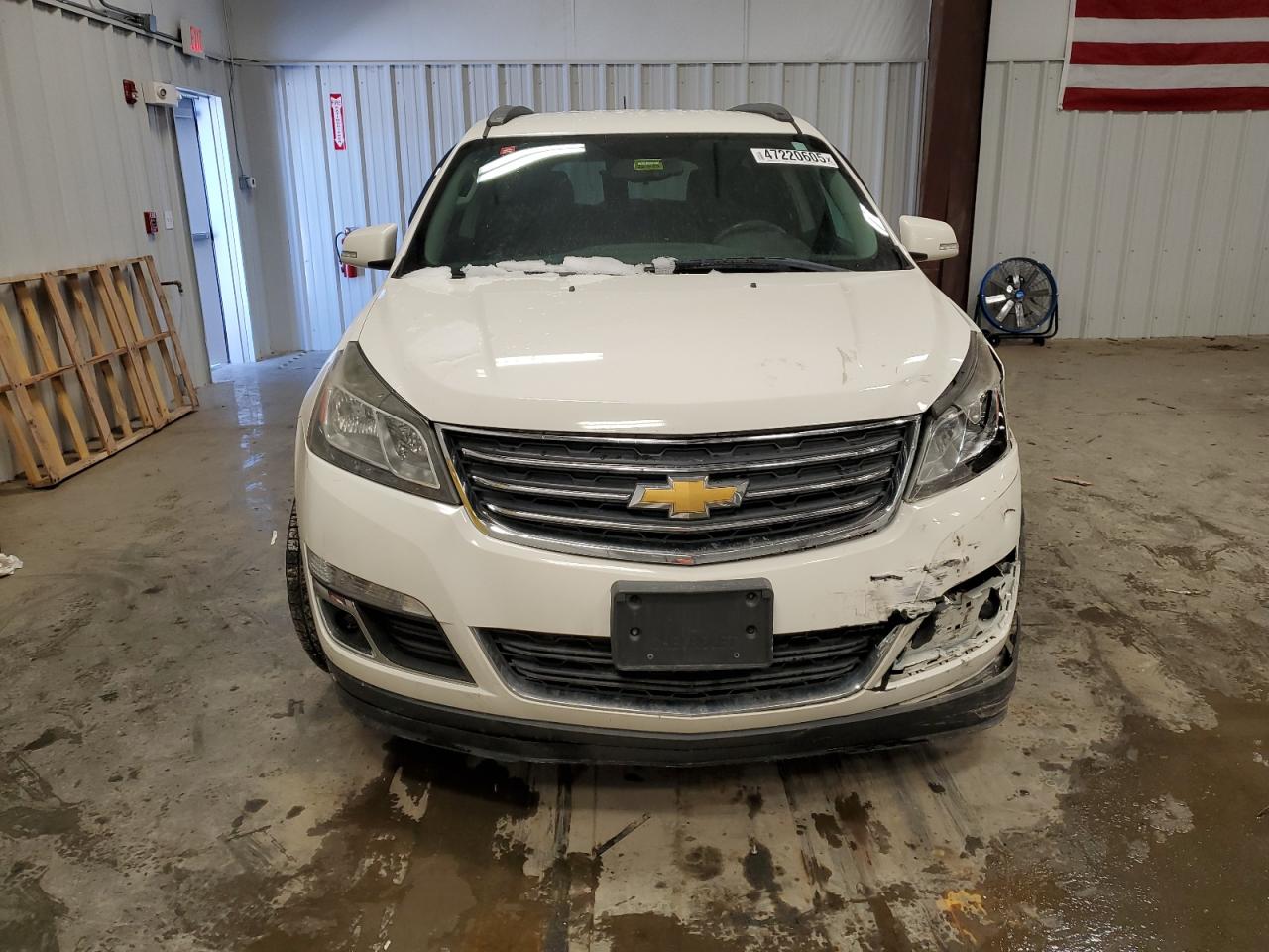2013 Chevrolet Traverse VIN 1GNKVGKD1DJ197416 Copart auction photo, front end damage thumbnail 5