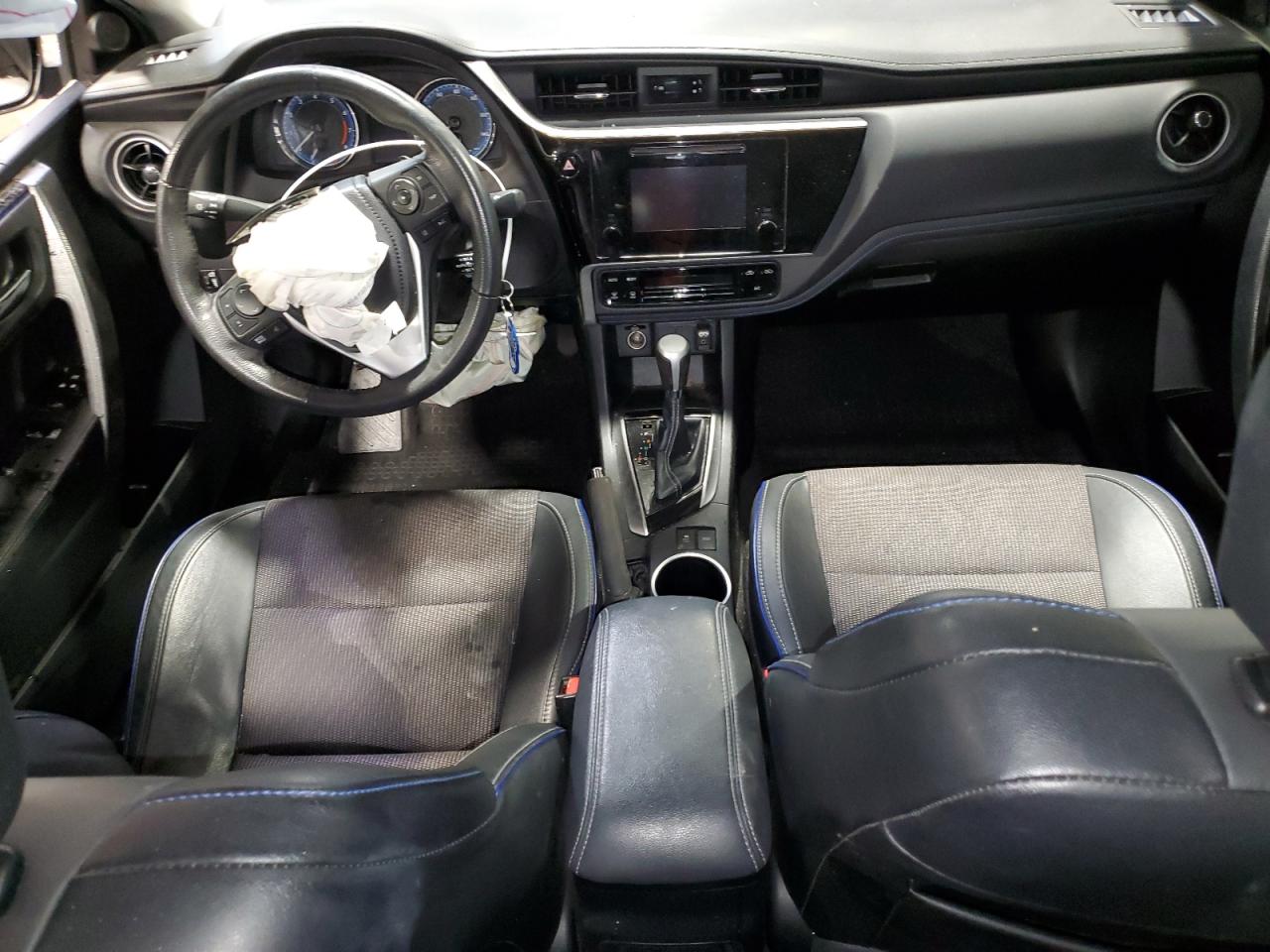 2018 Toyota Corolla VIN 2T1BURHE3JC056376 Copart auction photo, front end / side damage thumbnail 8