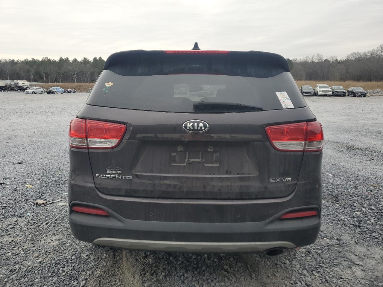 2016 KIA Sorento VIN 5XYPHDA56GG129468 Copart auction photo, all over damage thumbnail 6