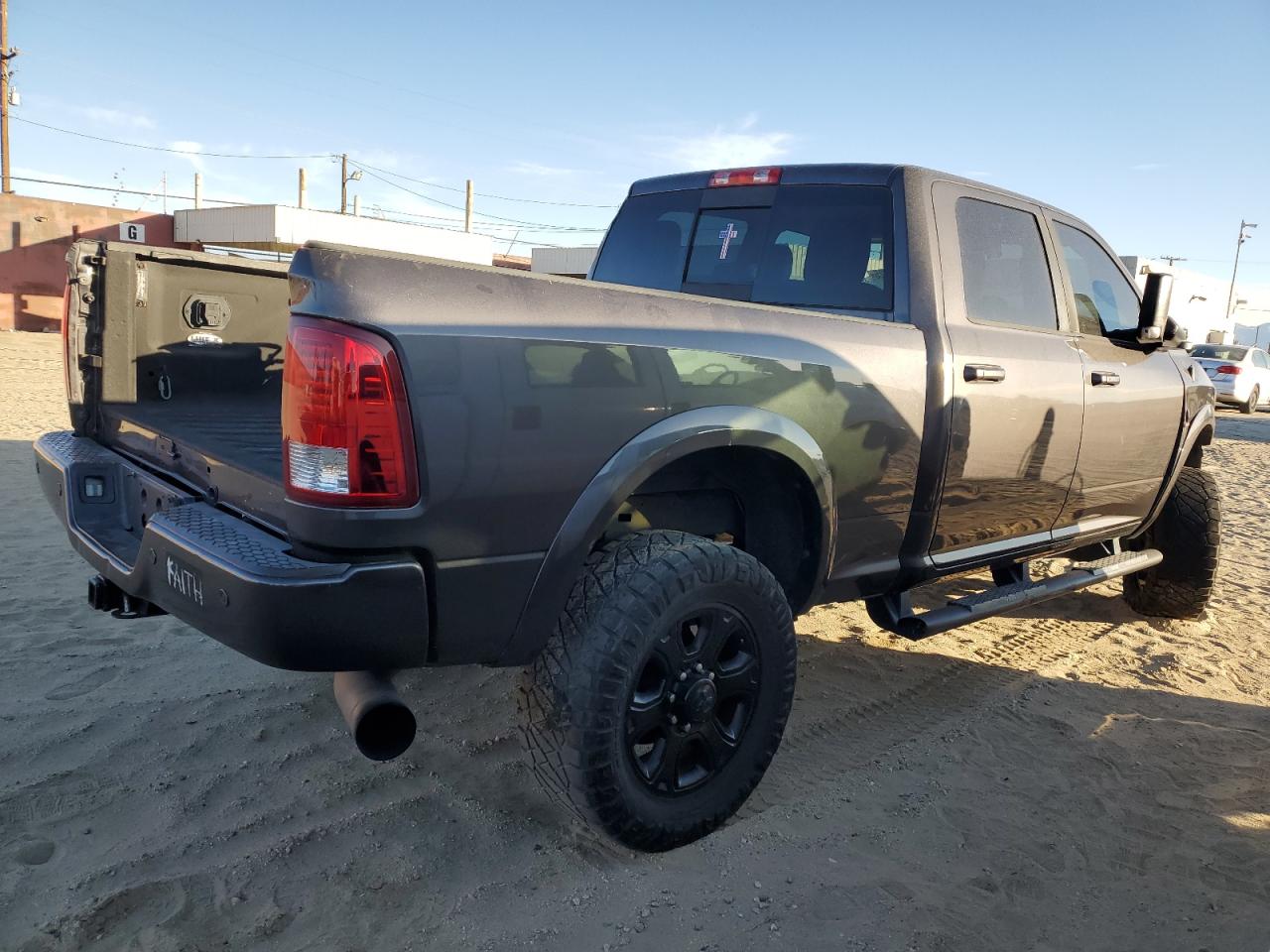 2016 RAM 2500 VIN 3C6UR5FLXGG350416 Copart auction photo, front end damage thumbnail 3