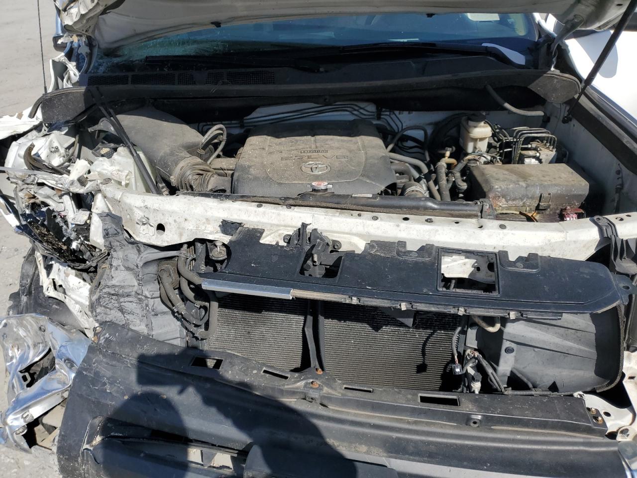 2018 Toyota Tundra VIN 5TFHW5F17JX770834 Copart auction photo, front end / side damage thumbnail 12
