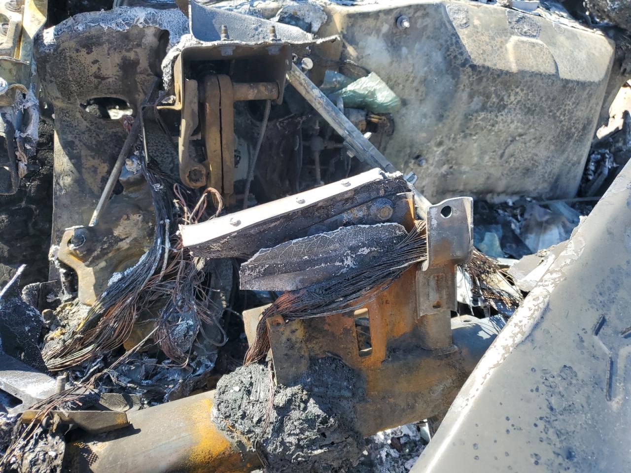 2017 Ford F250 VIN 1FT7W2BT3HEE64978 Copart auction photo, burn damage thumbnail 9