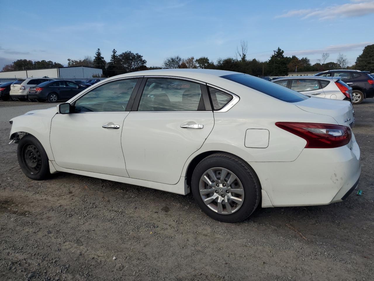 2018 Nissan Altima VIN 1N4AL3AP1JC296385 Copart auction photo, front end damage thumbnail 2