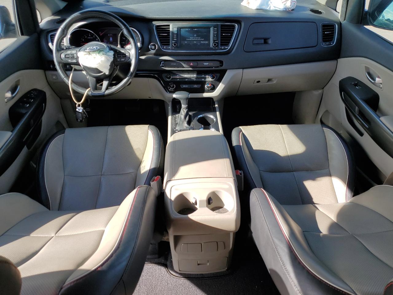 2020 KIA Sedona VIN KNDMB5C15L6577637 Copart auction photo, front end damage thumbnail 8