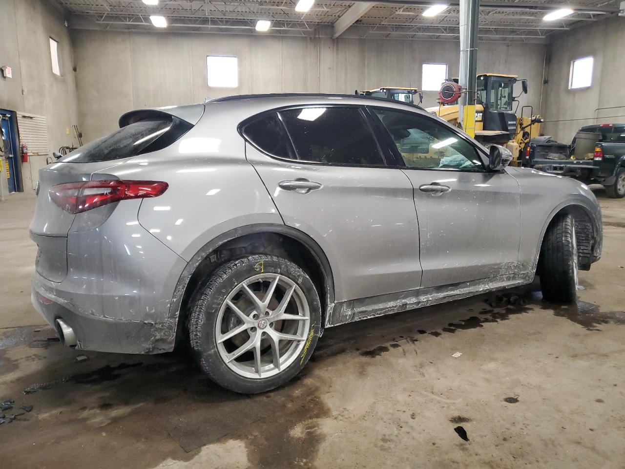 2018 Alfa Romeo Stelvio VIN ZASFAKNN3J7B59506 Copart auction photo, front end / rear end damage thumbnail 3