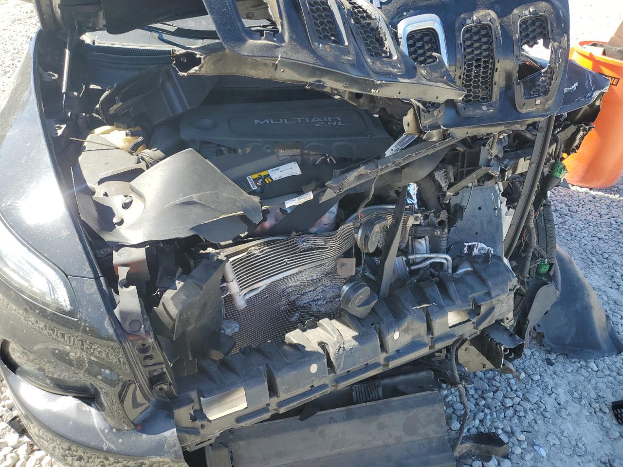2018 Jeep Grand Cherokee VIN 1C4PJMLB3JD546401 Copart auction photo, front end damage thumbnail 13