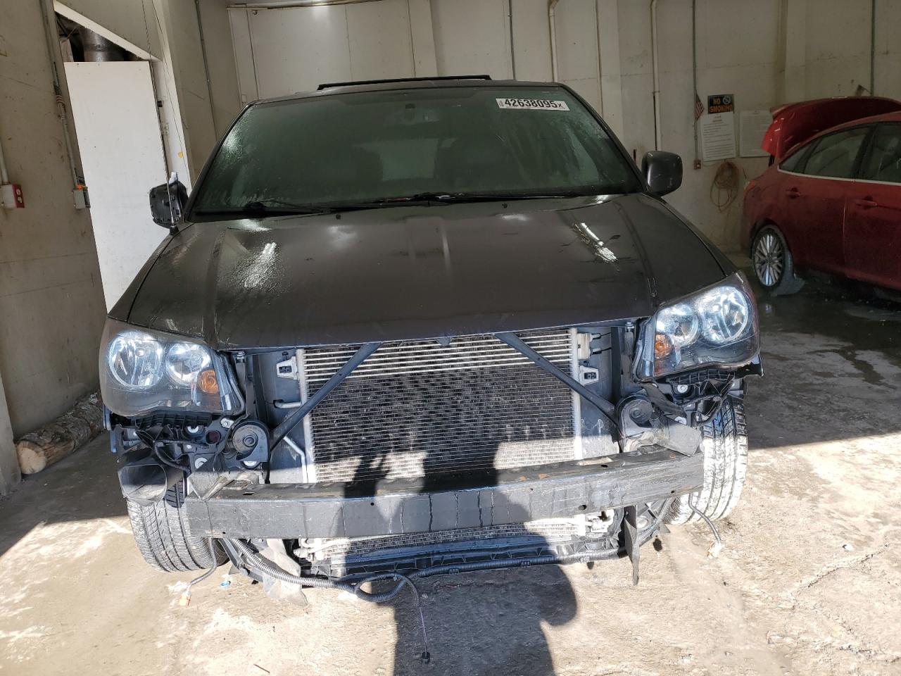 2017 Dodge Caravan VIN 2C4RDGEG0HR787088 Copart auction photo, all over damage thumbnail 5
