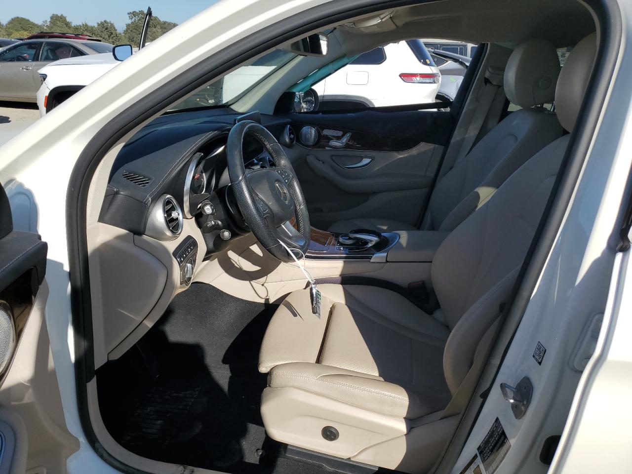 2017 Mercedes-Benz GLC VIN WDC0G4KB1HF219425 Copart auction photo, side damage thumbnail 7
