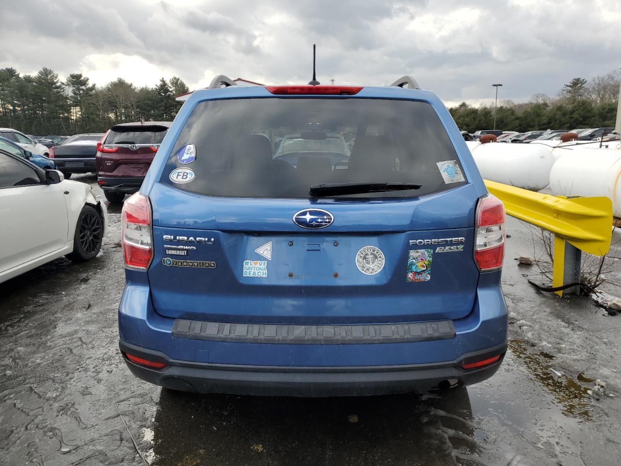 2015 Subaru Forester VIN JF2SJAGC8FH573347 Copart auction photo, side / front end damage thumbnail 6