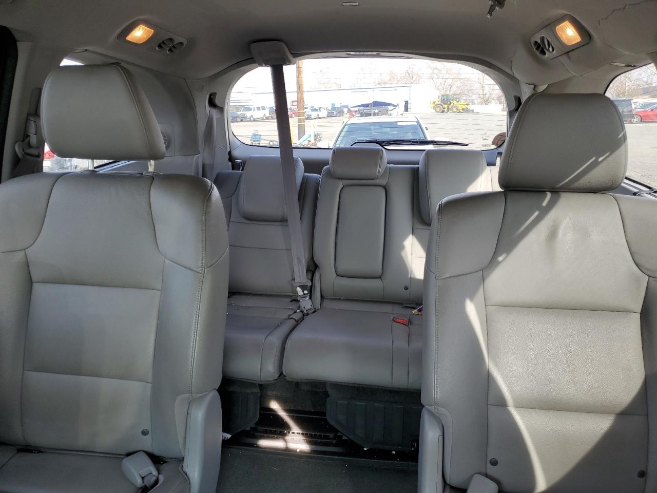 2015 Honda Odyssey VIN 5FNRL5H90FB041124 Copart auction photo, side / front end damage thumbnail 10