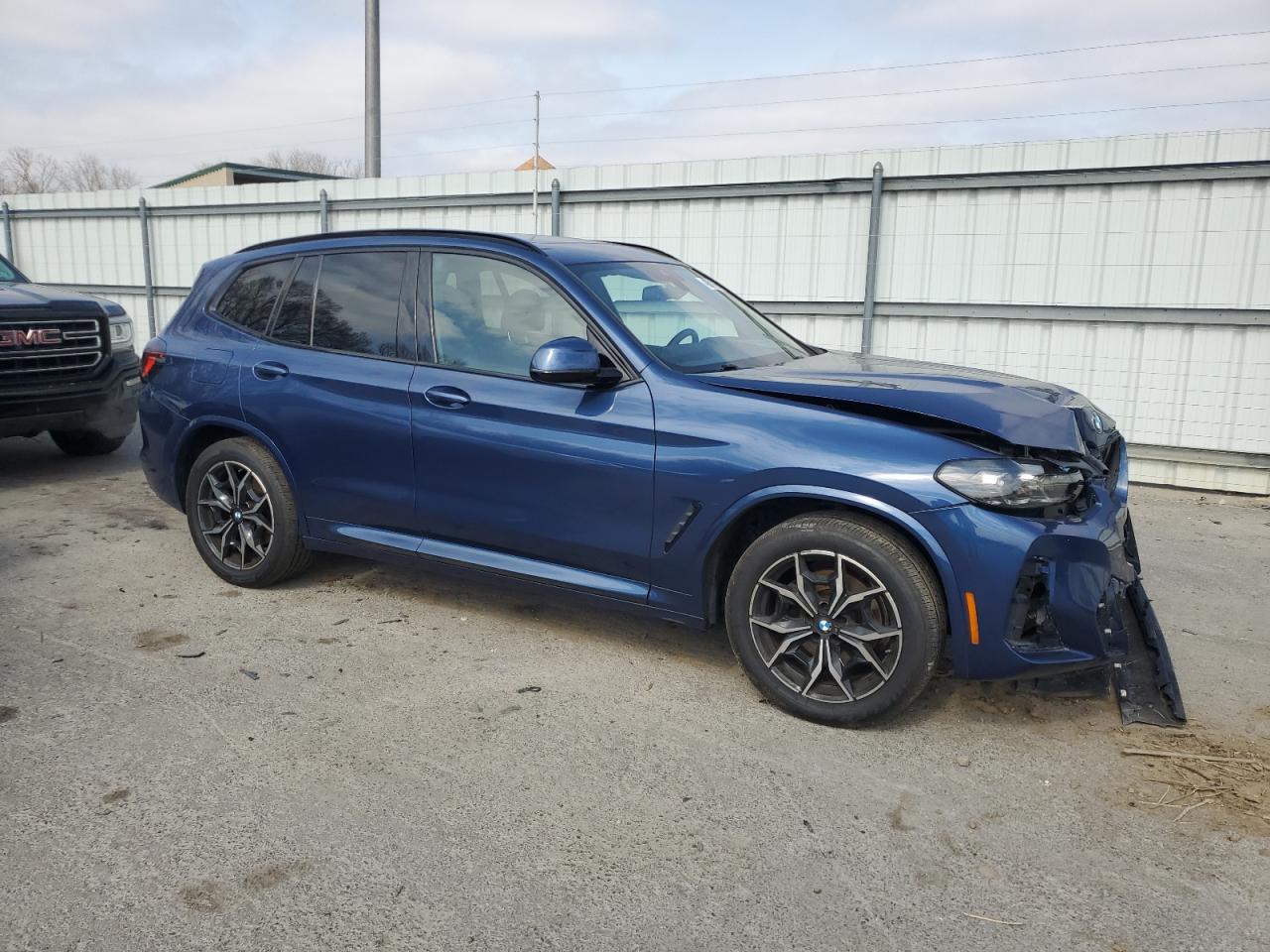 2022 BMW X3 VIN 5UX53DP08N9N42135 Copart auction photo, front end damage thumbnail 4