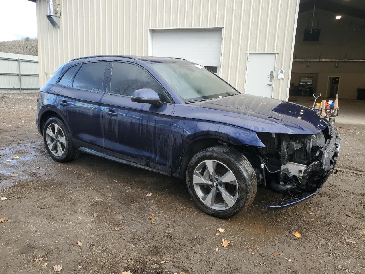 2020 Audi Q5 VIN WA1ANAFYXL2115443 Copart auction photo, front end / minor dent/scratches damage thumbnail 4