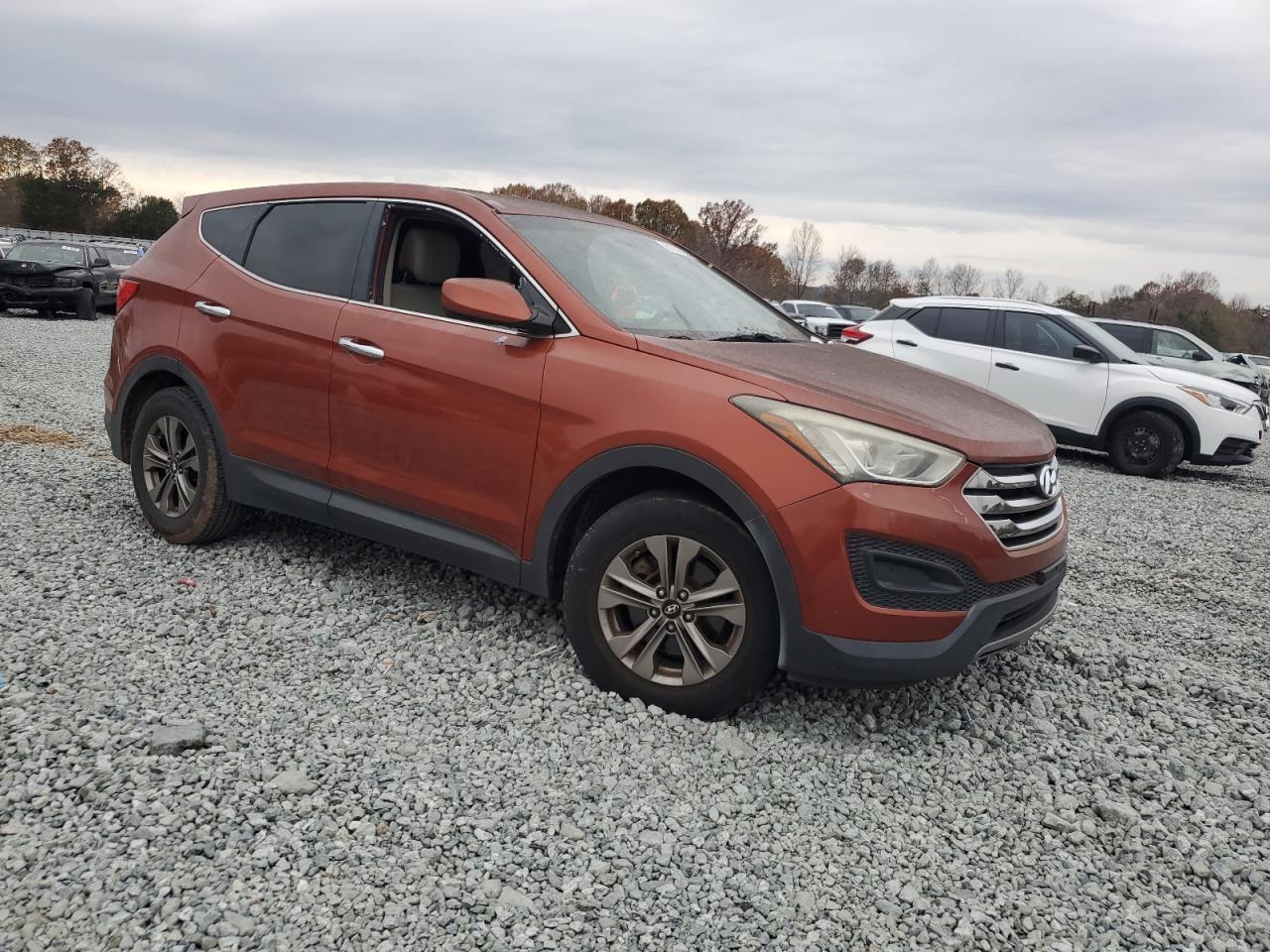 2015 Hyundai Santa Fe VIN 5XYZT3LB7FG280807 Copart auction photo, vandalism damage thumbnail 4