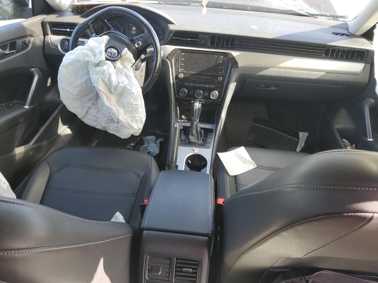 2020 Volkswagen Passat VIN 1VWSA7A3XLC015726 Copart auction photo, front end damage thumbnail 8