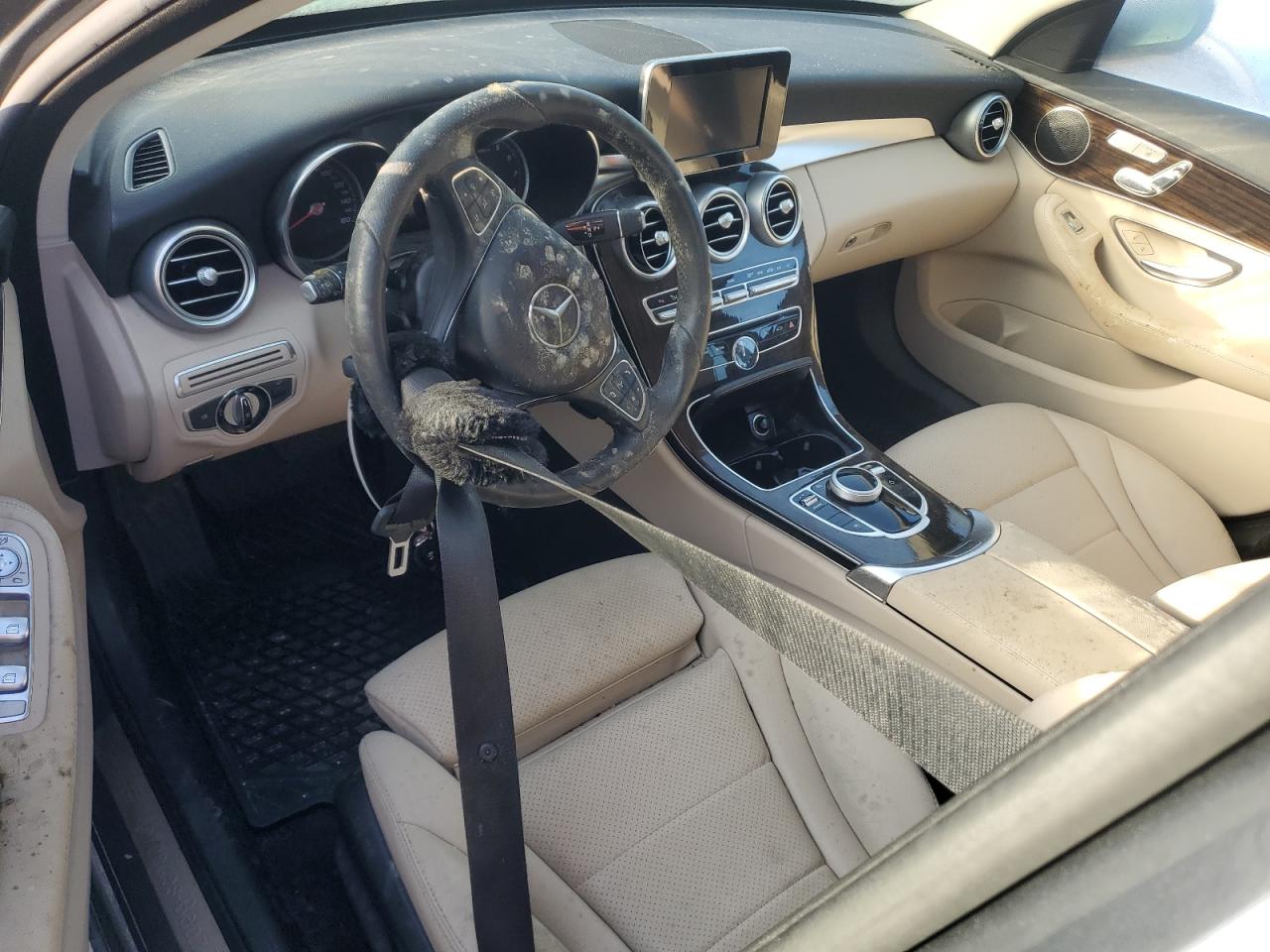 2017 Mercedes-Benz C-klasse VIN 55SWF4JB9HU210401 Copart auction photo, water/flood damage thumbnail 8