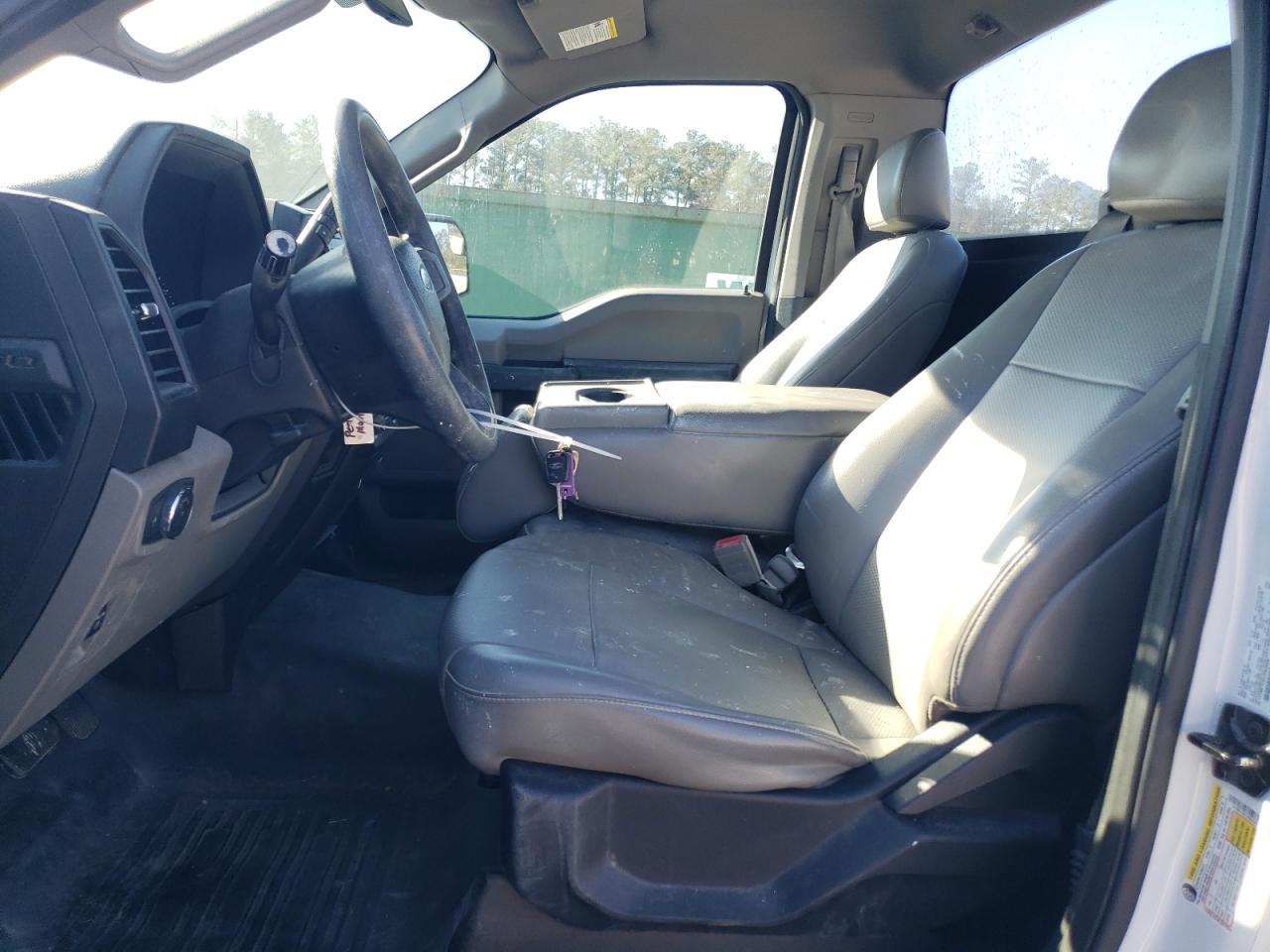 2018 Ford F-150 VIN 1FTMF1CB1JFB50006 Copart auction photo, side / minor dent/scratches damage thumbnail 7