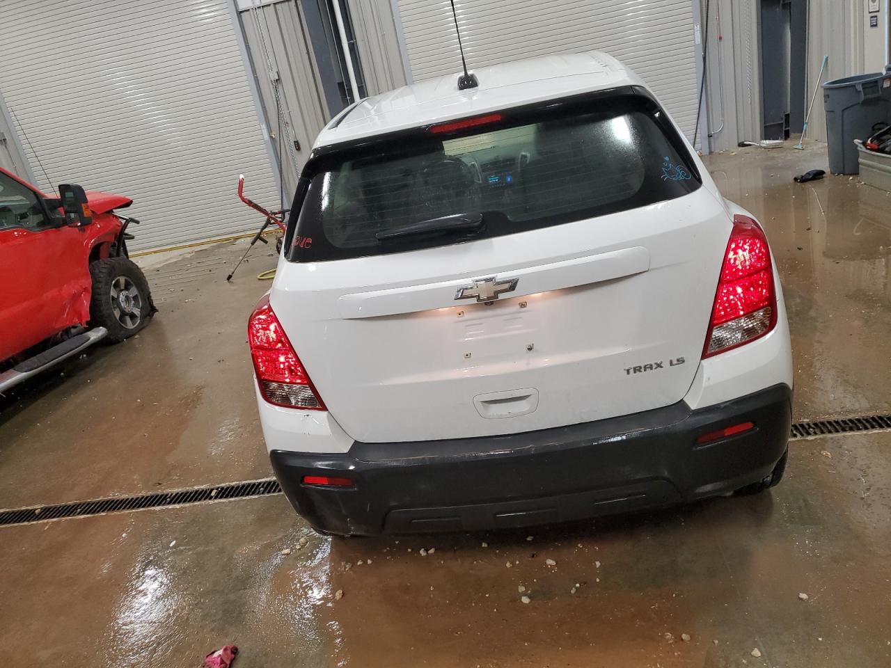 2015 Chevrolet Trax VIN KL7CJKSB0FB181986 Copart auction photo, all over damage thumbnail 6