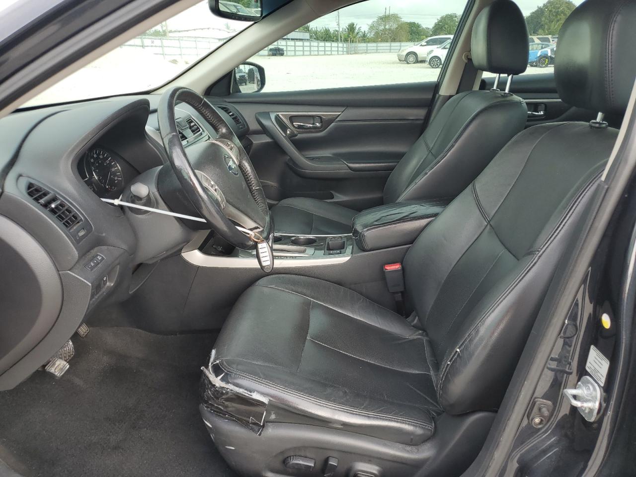 2014 Nissan Altima VIN 1N4AL3AP8EN347214 Copart auction photo, water/flood / minor dent/scratches damage thumbnail 7