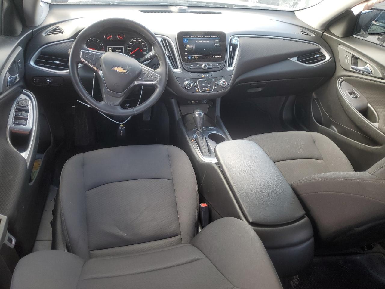 2020 Chevrolet Malibu VIN 1G1ZG5ST4LF139372 Copart auction photo, side / front end damage thumbnail 8