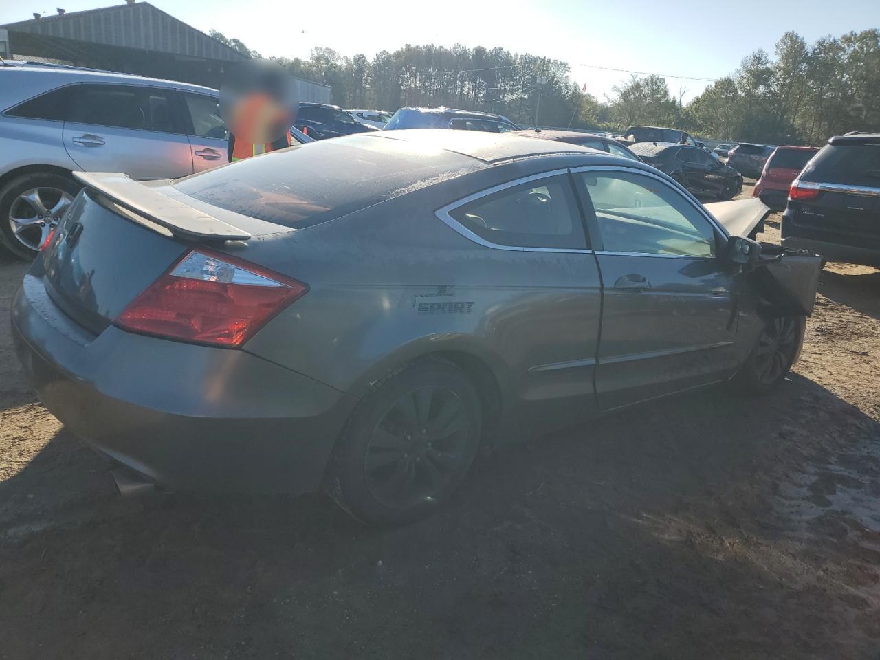2010 Honda Accord VIN 1HGCS1B33AA013147 Copart auction photo, front end damage thumbnail 3