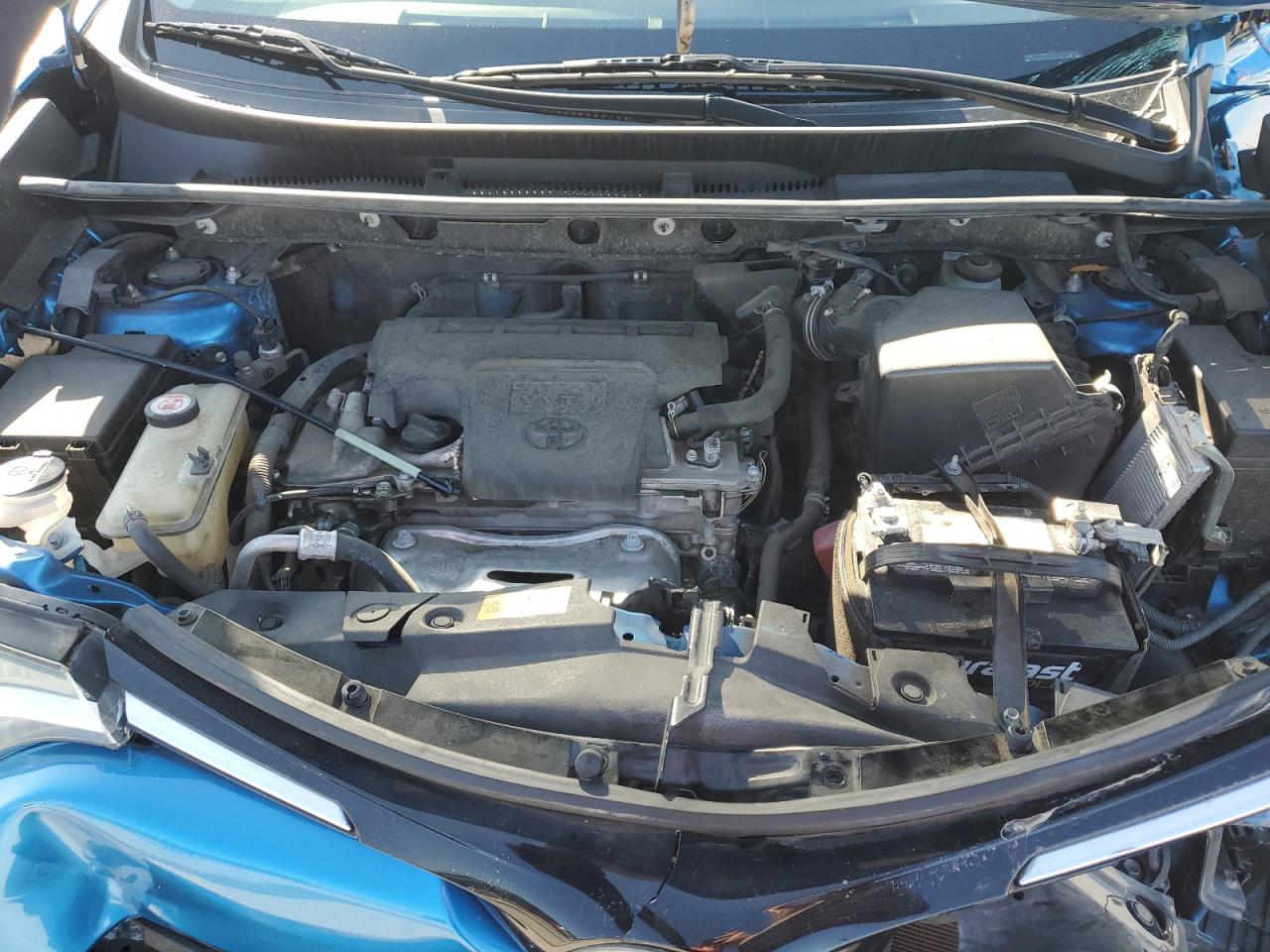 2017 Toyota RAV 4 VIN JTMZFREV6HJ702537 Copart auction photo, front end / side damage thumbnail 11
