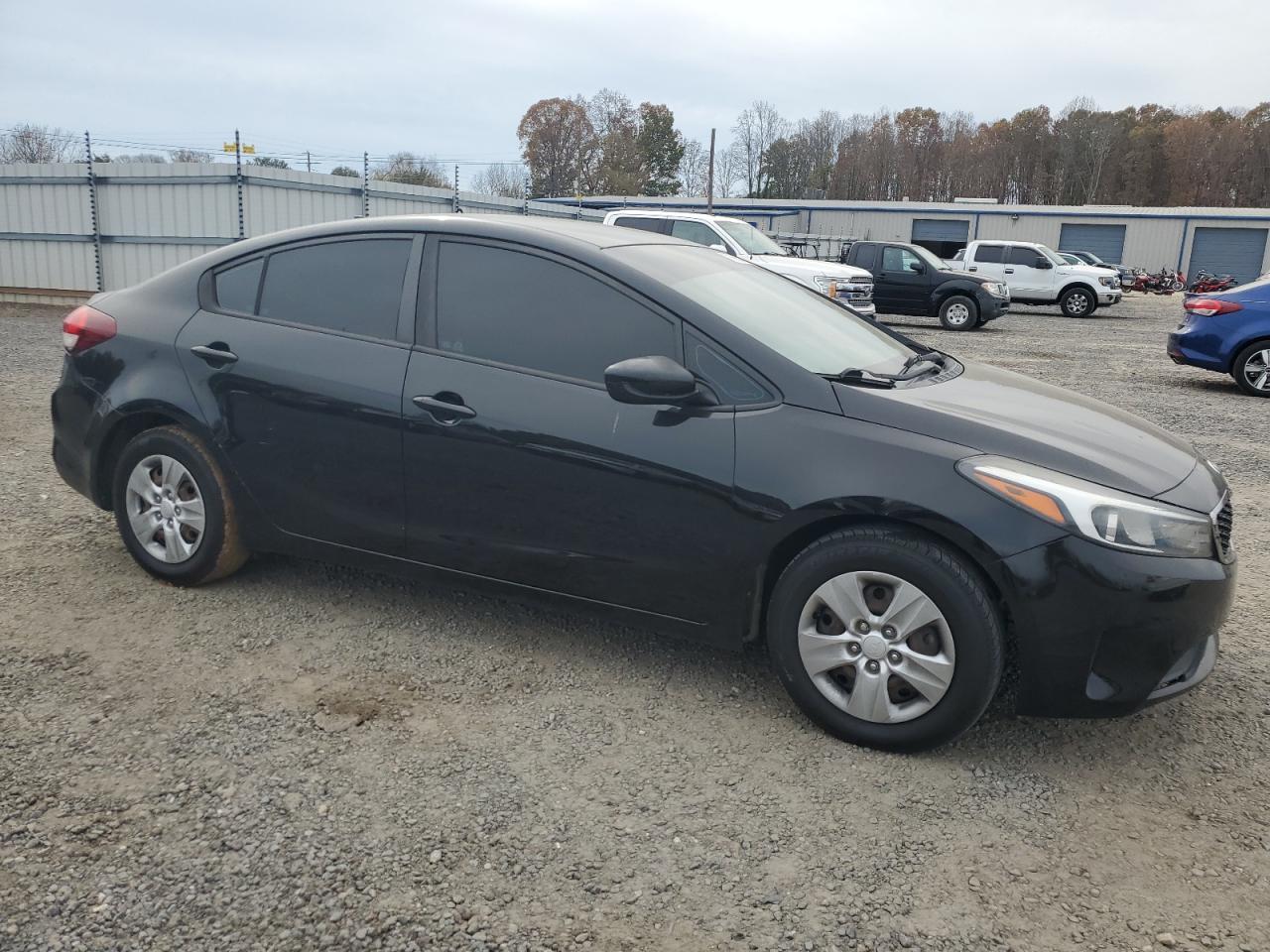 2017 KIA Forte VIN 3KPFK4A76HE072282 Copart auction photo, rear end damage thumbnail 4
