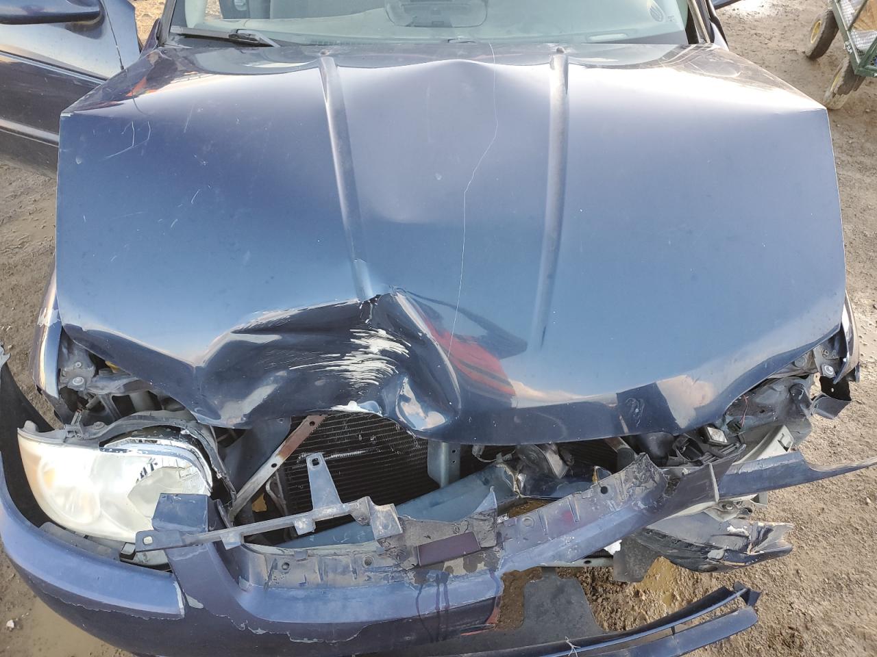 2005 Nissan Sentra VIN 3N1CB51D95L546394 Copart auction photo, front end damage thumbnail 11