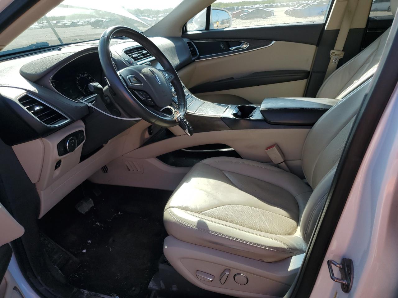 2017 Lincoln MKX VIN 2LMPJ6KR0HBL40799 Copart auction photo, front end damage thumbnail 7