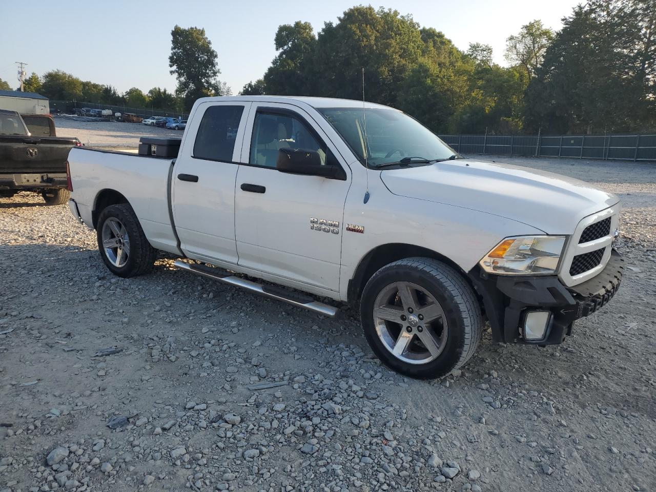 2013 RAM 1500 VIN 1C6RR6FT1DS639345 Copart auction photo, all over / minor dent/scratches damage thumbnail 4