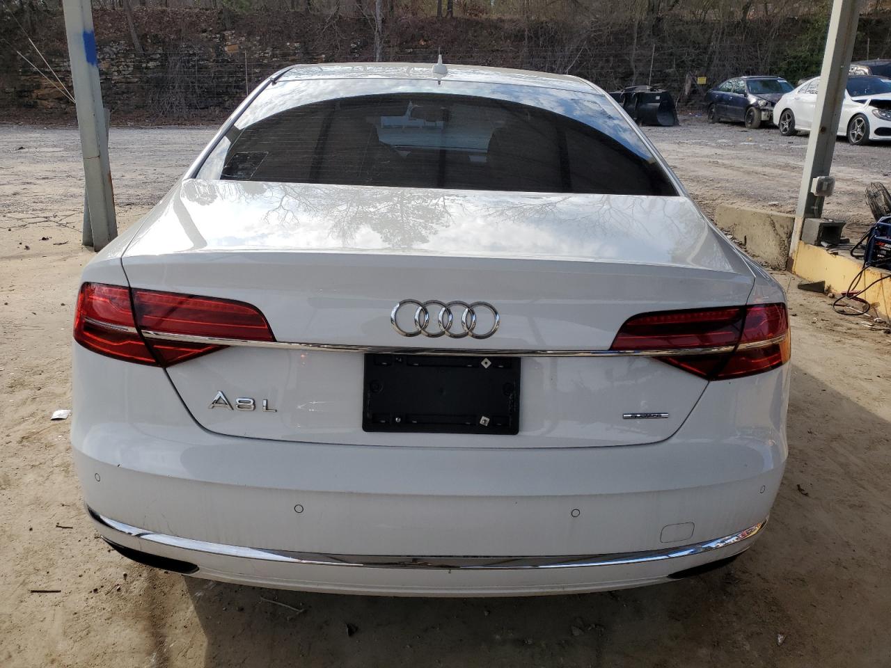 2015 Audi A8 VIN WAU3GAFDXFN028938 Copart auction photo, normal wear damage thumbnail 6