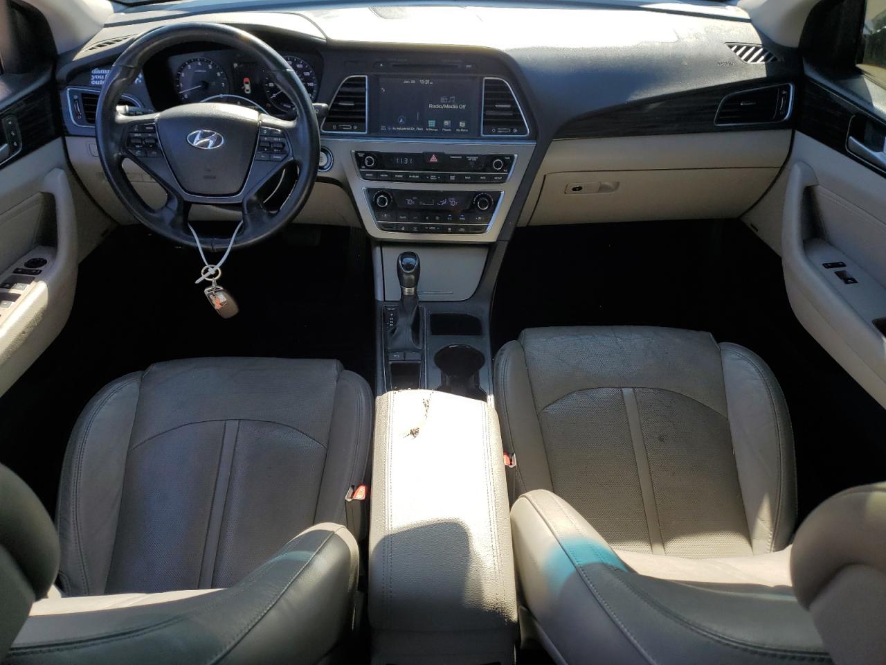 2016 Hyundai Sonata VIN 5NPE34AF9GH261857 Copart auction photo, rear end / minor dent/scratches damage thumbnail 8