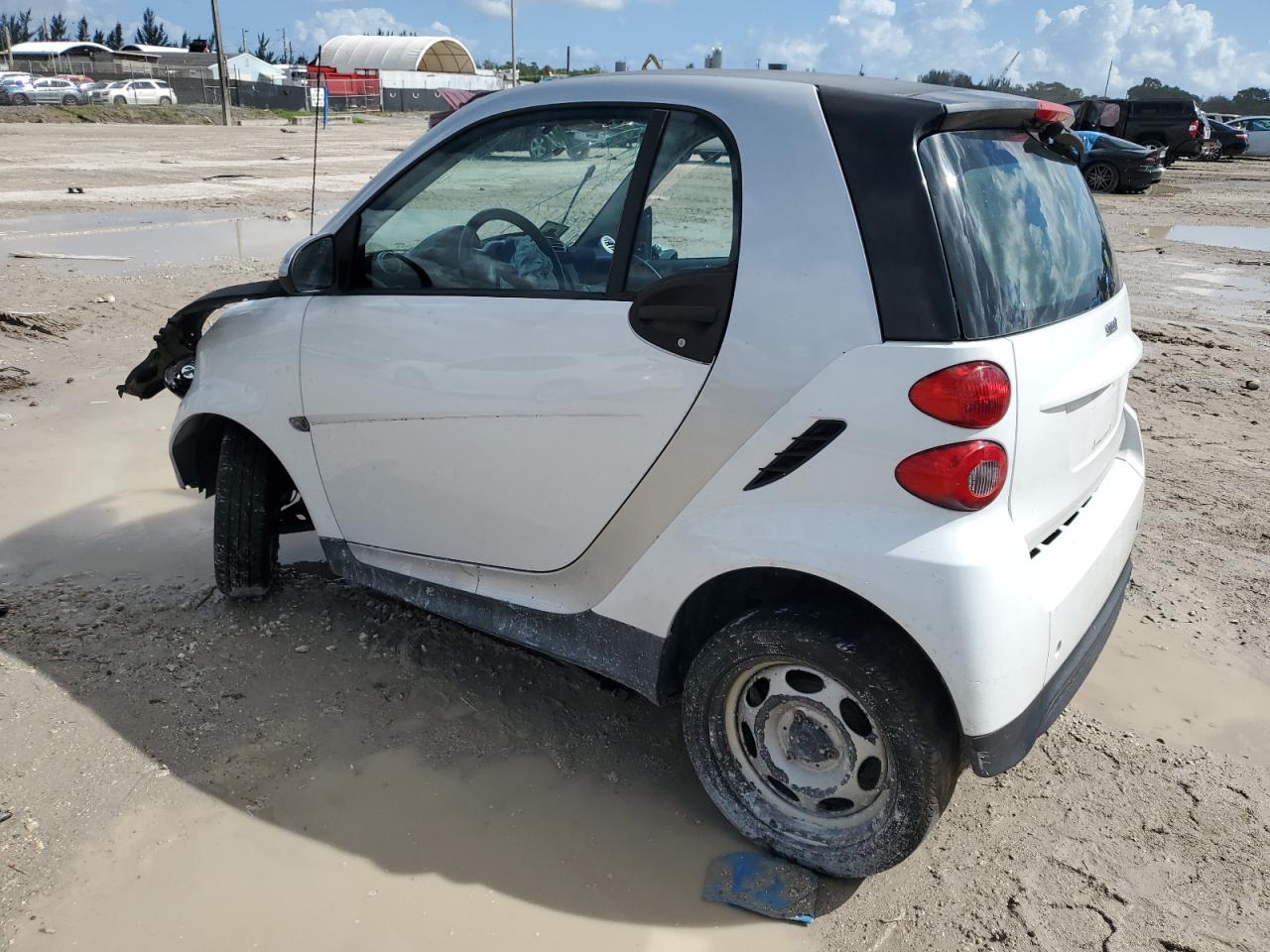2013 Smart Fortwo VIN WMEEJ3BA7DK696247 Copart auction photo, front end / side damage thumbnail 2