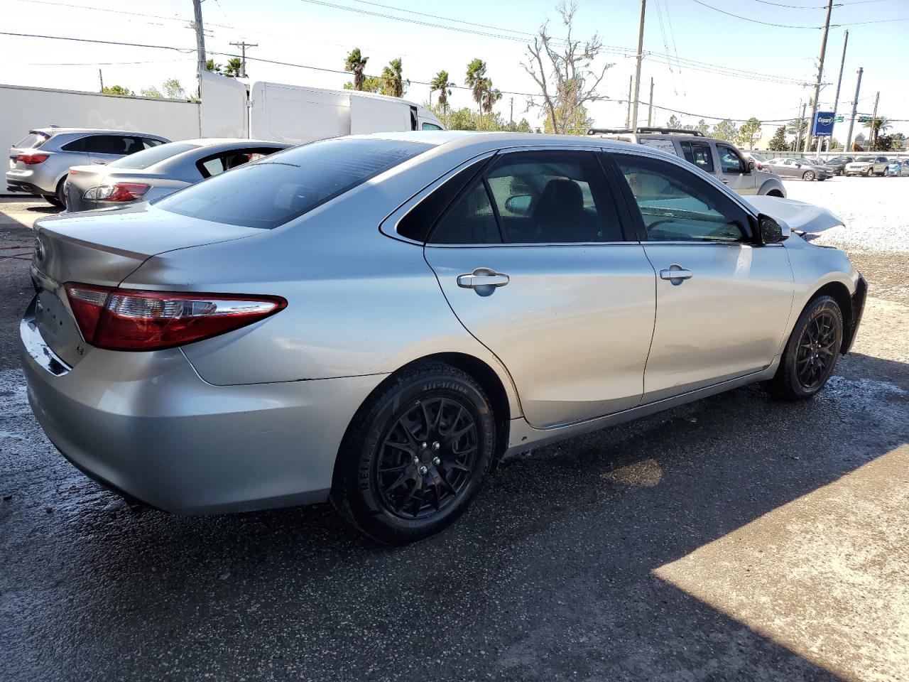 2015 Toyota Camry VIN 4T1BF1FK5FU018884 Copart auction photo, front end damage thumbnail 3