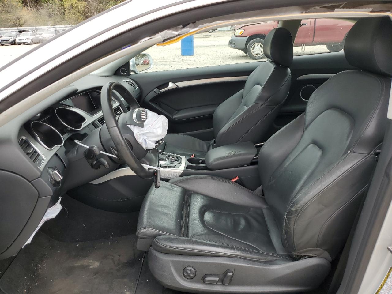 2010 Audi A5 VIN WAULFAFR0AA075006 Copart auction photo, front end / minor dent/scratches damage thumbnail 7