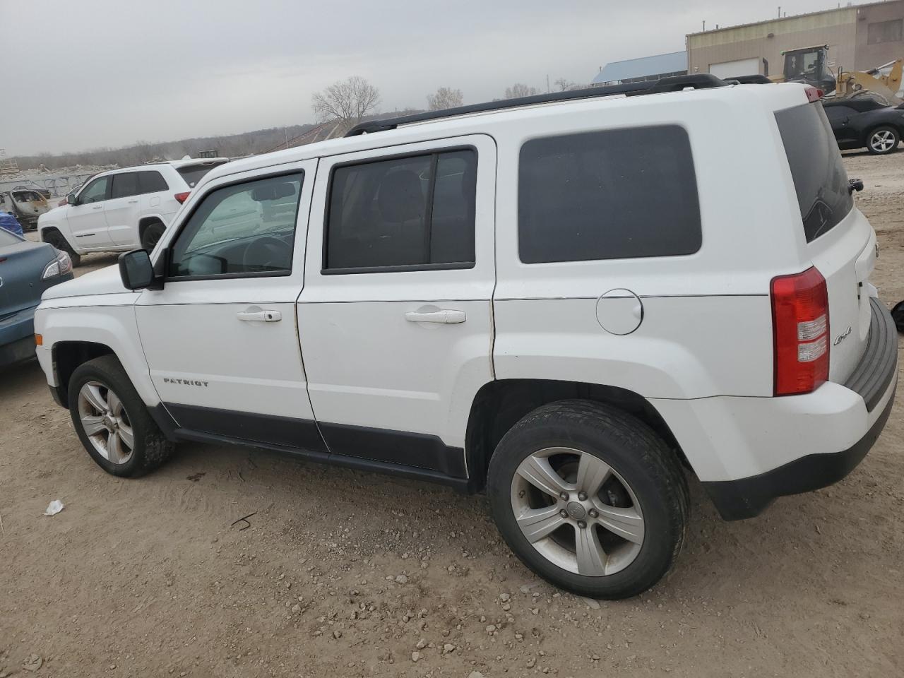2012 Jeep Liberty (Patriot) VIN 1C4NJRFB2CD672140 Copart auction photo, mechanical damage thumbnail 2