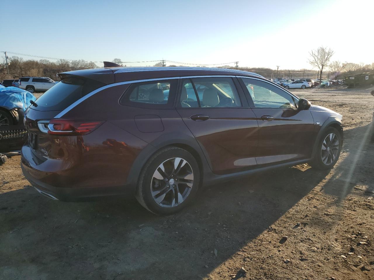 2018 Buick Regal VIN W04GV8SX1J1103765 Copart auction photo, front end damage thumbnail 3