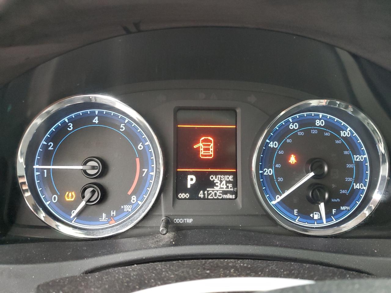 2018 Toyota Corolla VIN 2T1BURHE1JC000887 Copart auction photo, side / rear end damage thumbnail 9