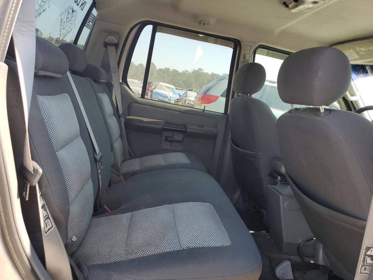 2004 Ford Explorer VIN 1FMZU67K34UA21912 Copart auction photo, front end damage thumbnail 10