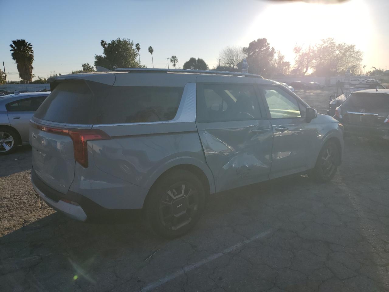 2025 KIA Carnival VIN KNDNC5KA1S6031340 Copart auction photo, side damage thumbnail 3