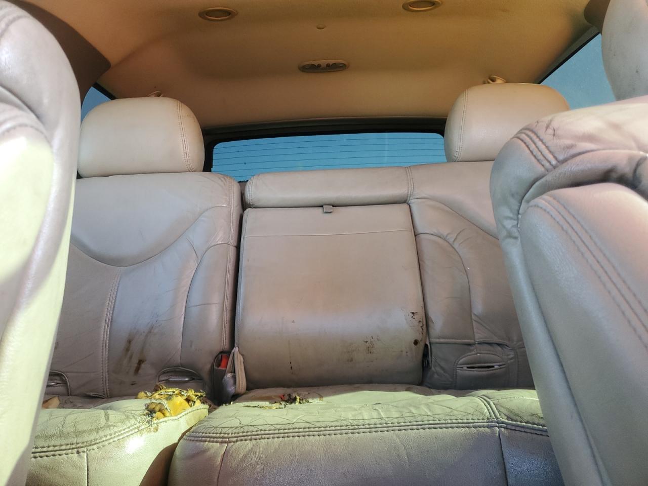 2002 GMC Yukon VIN 1GKEK13T92J198333 Copart auction photo, vandalism damage thumbnail 10