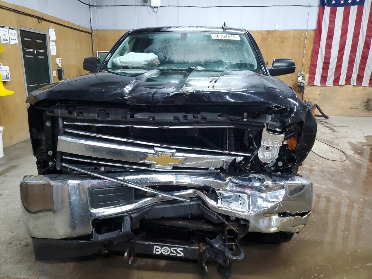 2015 Chevrolet Silverado VIN 1GC2KUEG9FZ552486 Copart auction photo, front end / minor dent/scratches damage thumbnail 5