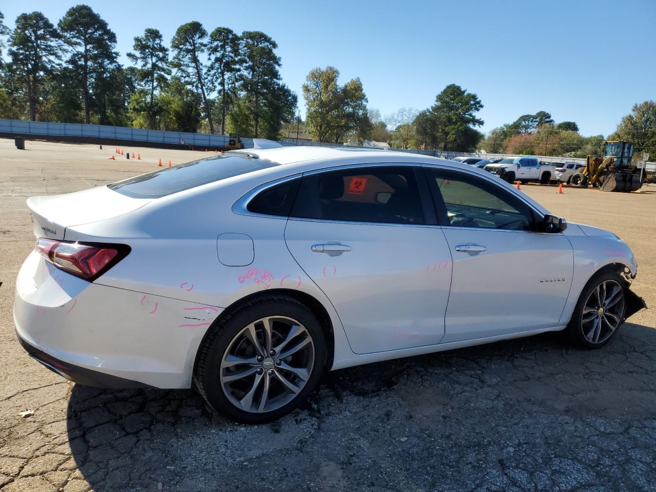 2019 Chevrolet Malibu VIN 1G1ZE5SX4KF173092 Copart auction photo, front end / minor dent/scratches damage thumbnail 3